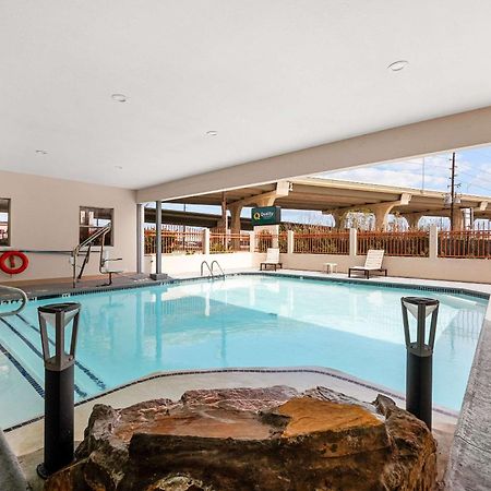 Quality Inn & Suites Cypress Dış mekan fotoğraf