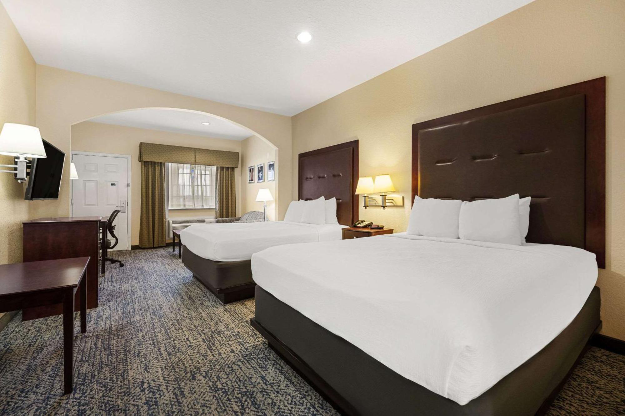Quality Inn & Suites Cypress Dış mekan fotoğraf