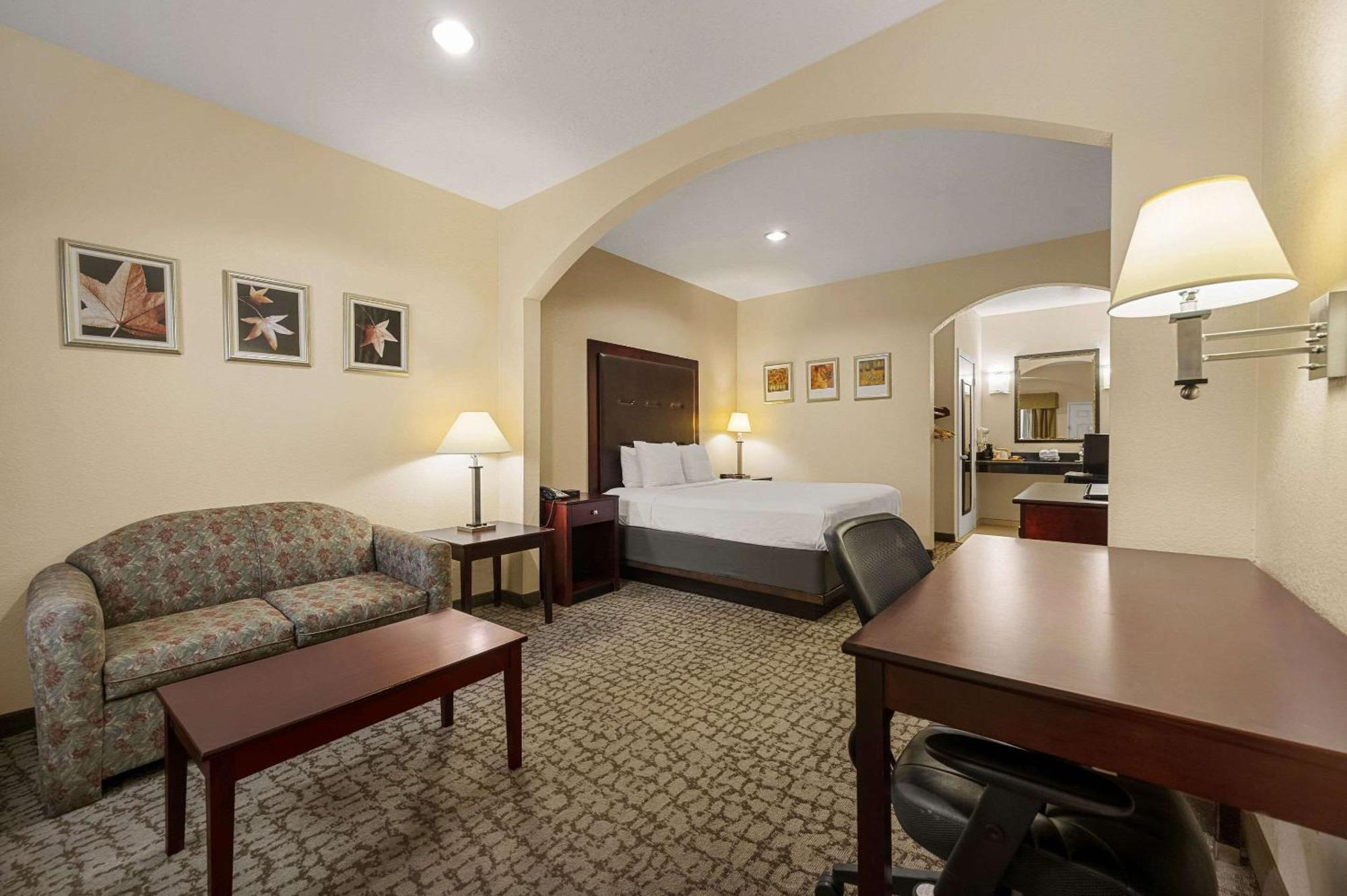 Quality Inn & Suites Cypress Dış mekan fotoğraf