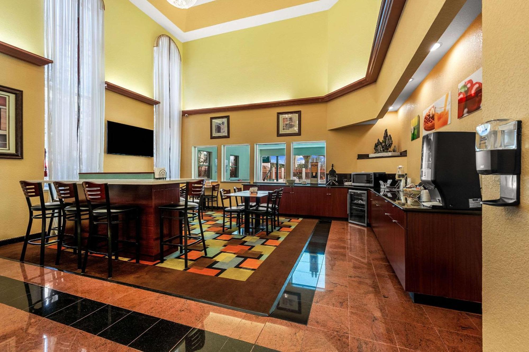 Quality Inn & Suites Cypress Dış mekan fotoğraf
